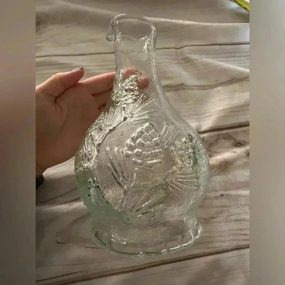 Tiara Glassware Ponderosa Pine Carafe 9" Pitcher 48 oz Decanter  Vtg